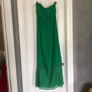 Kelly green strapless maxi